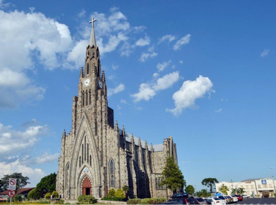 Catedral de Pedra de Canela.